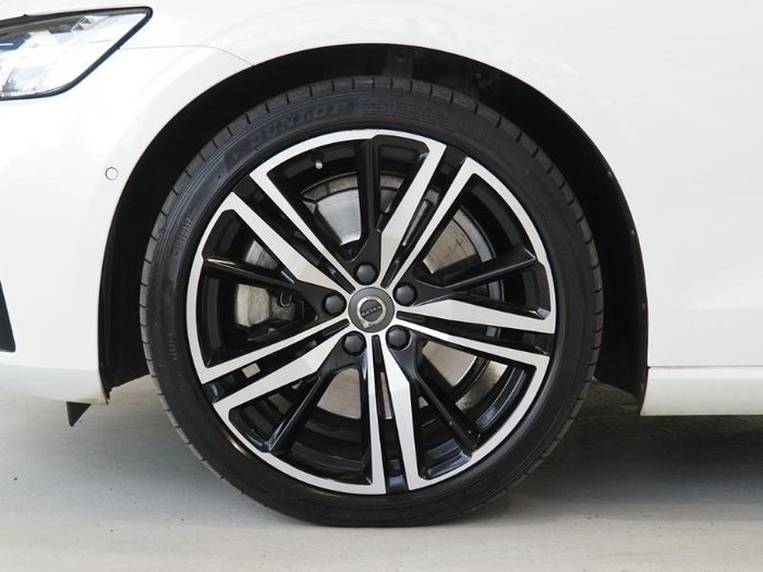 2020 Volvo S60 T5 R-Design