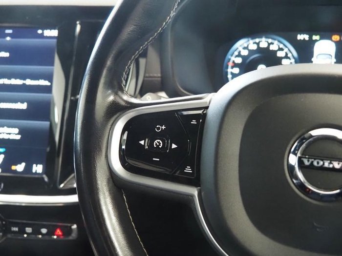 2020 Volvo S60 T5 R-Design