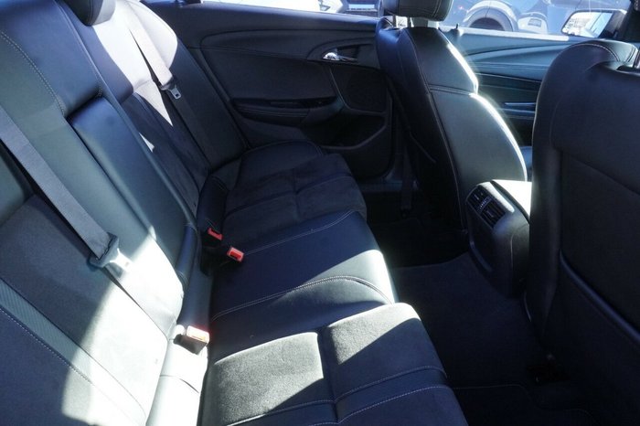 2016 Holden Commodore SV6