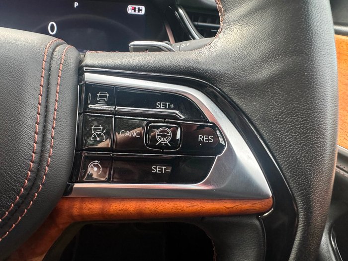 2022 Jeep Grand Cherokee Summit