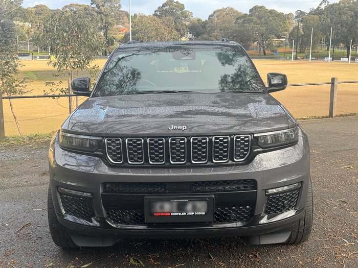 2022 Jeep Grand Cherokee Summit