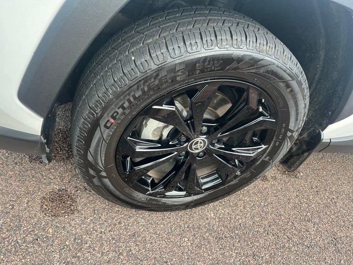 2024 Toyota RAV4 GXL