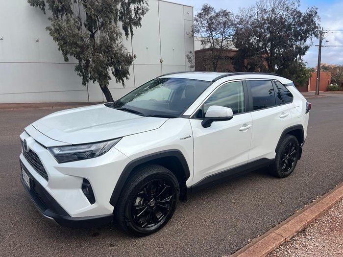 2024 Toyota RAV4 GXL