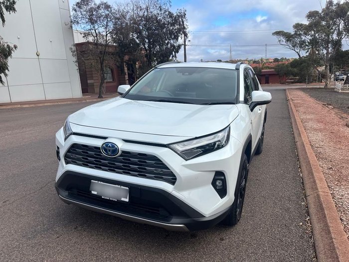 2024 Toyota RAV4 GXL