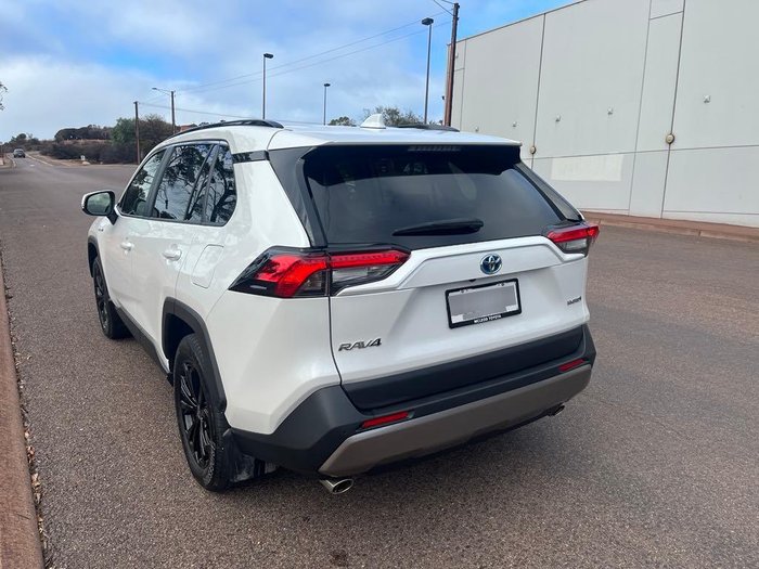 2024 Toyota RAV4 GXL