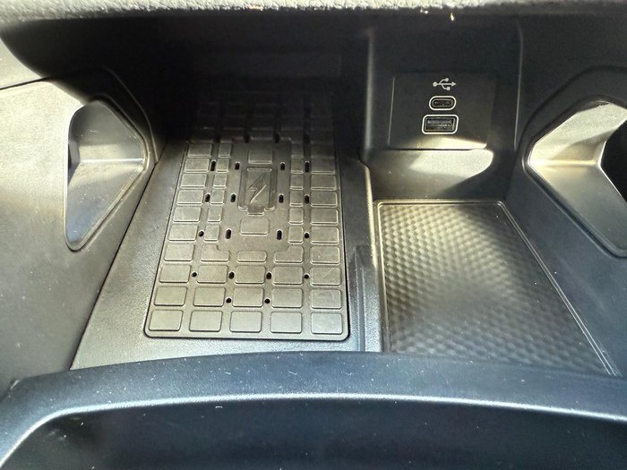 2024 Ford Everest Sport