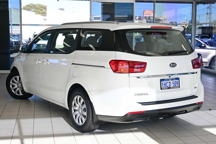2020 Kia Carnival S