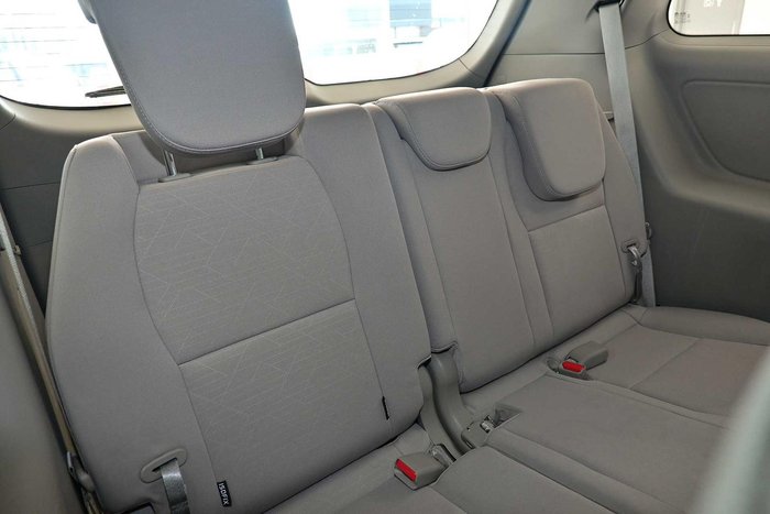 2020 Kia Carnival S