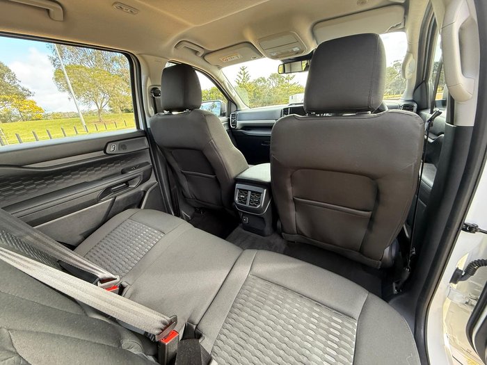2024 Ford Everest Ambiente