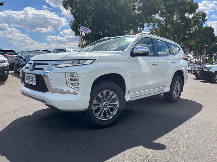 2020 Mitsubishi Pajero Sport GLX