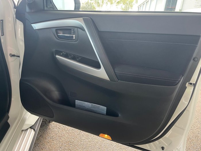 2020 Mitsubishi Pajero Sport GLX