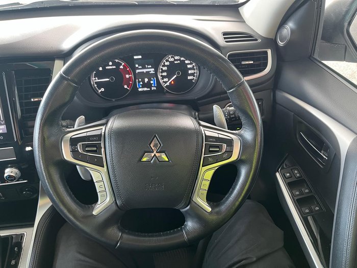 2020 Mitsubishi Pajero Sport GLX