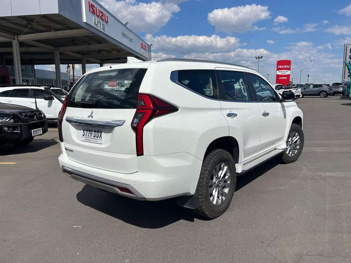 2020 Mitsubishi Pajero Sport GLX