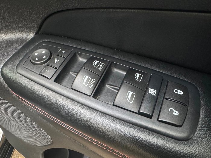 2016 Jeep Grand Cherokee 75th Anniversary Edition