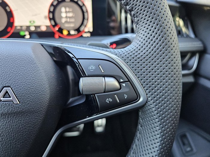 2025 SKODA Superb 195TSI Sportline NZ MY25 4X4 Constant Pure White