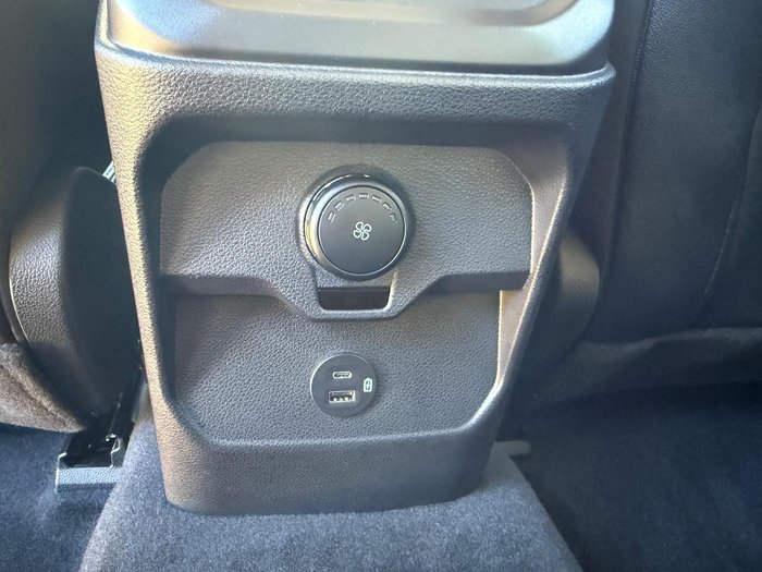 2024 Ford Everest Trend