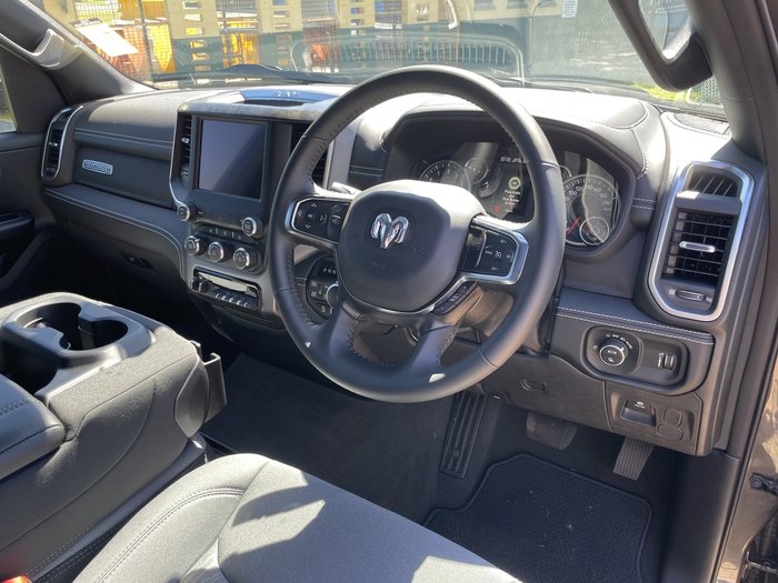 2024 RAM 1500 Big Horn Crew Cab LWB