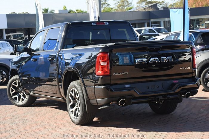 2025 RAM 1500 Laramie Sport Crew Cab SWB Hurricane SO RamBox