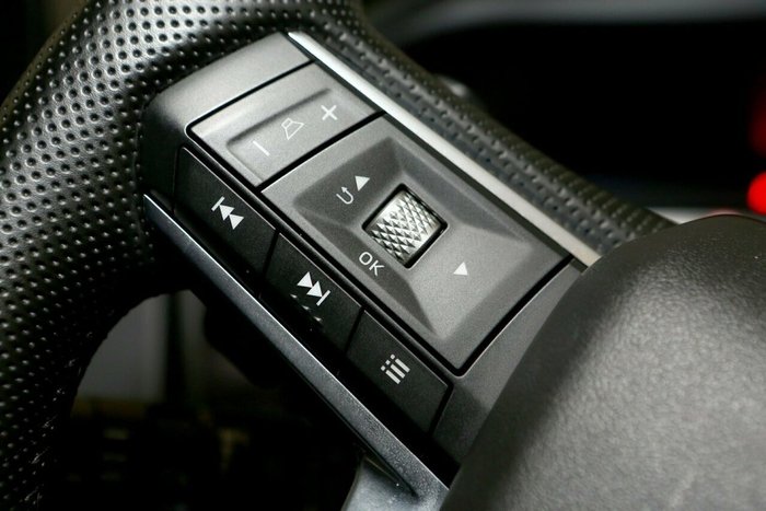 2024 Mitsubishi Outlander LS