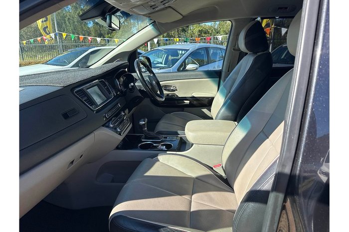 2018 Kia Carnival Platinum