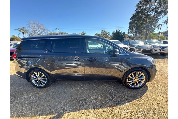 2018 Kia Carnival Platinum