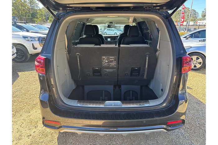 2018 Kia Carnival Platinum