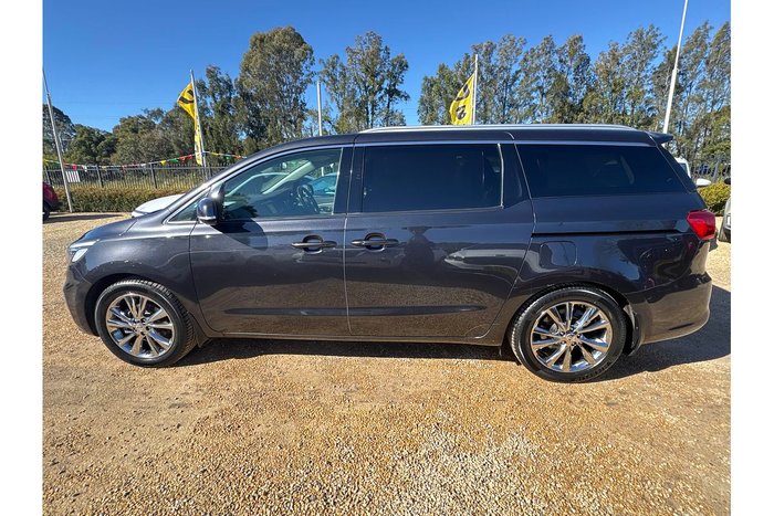 2018 Kia Carnival Platinum