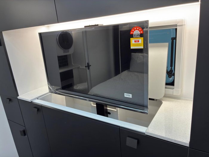 2025 New Age Caravans Big Red Br20e