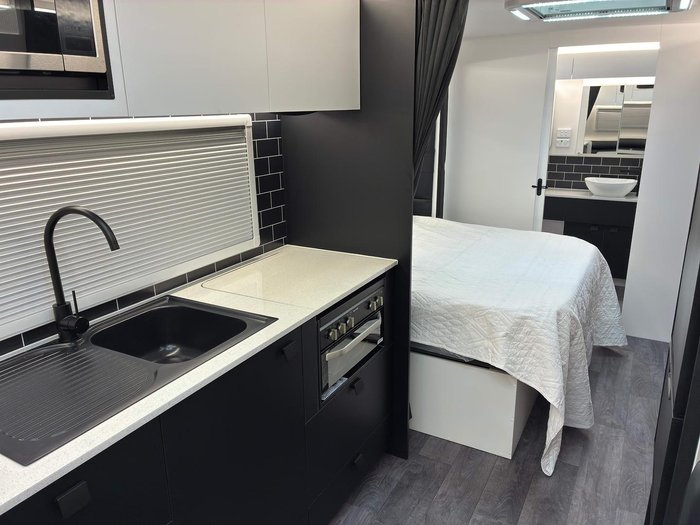 2025 New Age Caravans Big Red Br20e