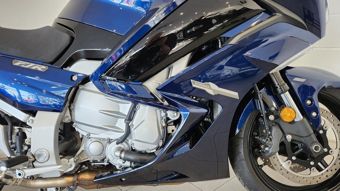 2024 Yamaha FJR1300AE FJR Blue