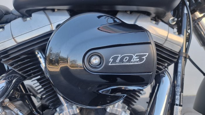 2016 Harley-davidson FLSS SOFTAIL SLIM S Black