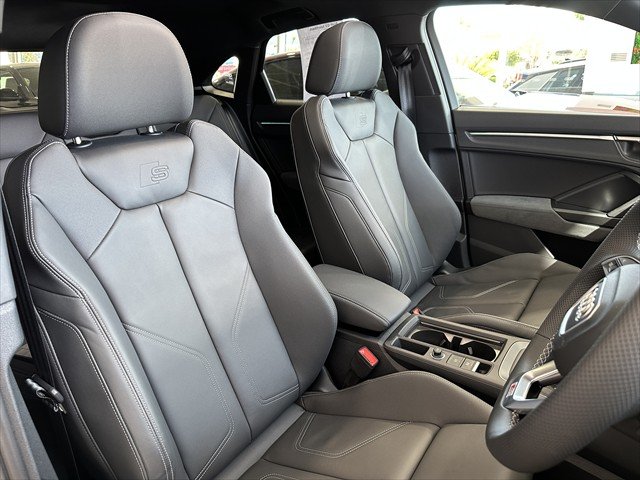 2025 Audi Q3 40 TFSI S line