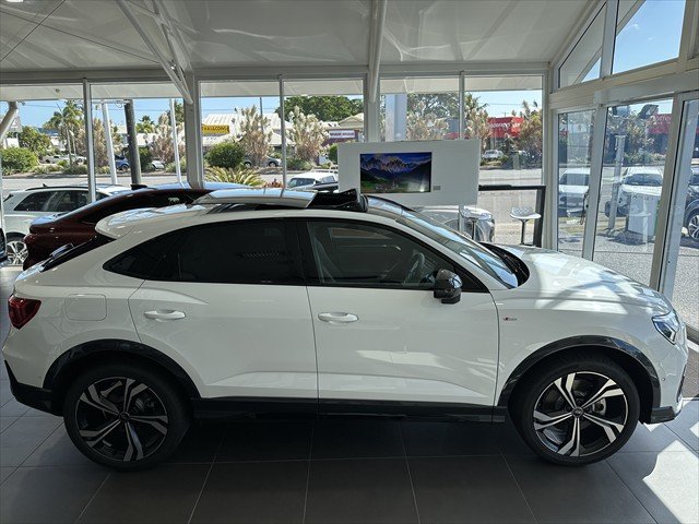 2025 Audi Q3 40 TFSI S line