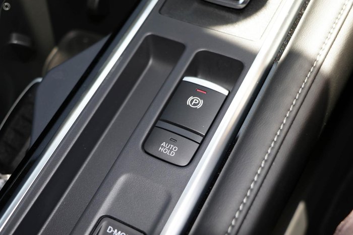 2024 Nissan Pathfinder ST-L
