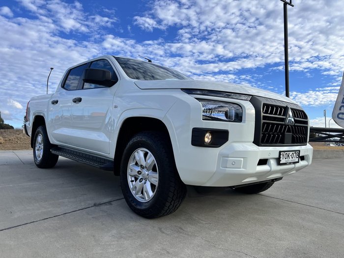 2024 Mitsubishi Triton GLX+ MV MY24.5 4X4 Dual Range White