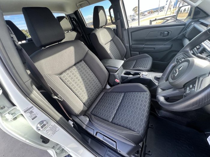2024 Mitsubishi Triton GLX+ MV MY24.5 4X4 Dual Range White