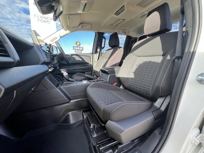 2024 Mitsubishi Triton GLX+ MV MY24.5 4X4 Dual Range White