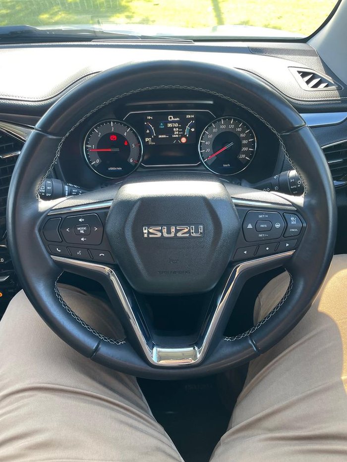2021 Isuzu MU-X LS-U