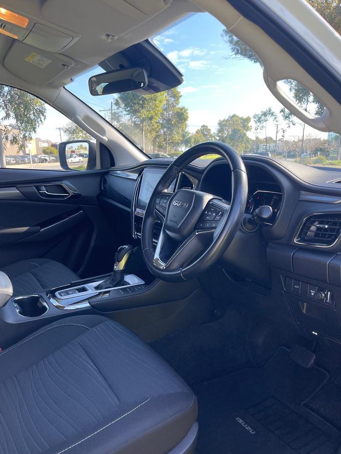 2021 Isuzu MU-X LS-U