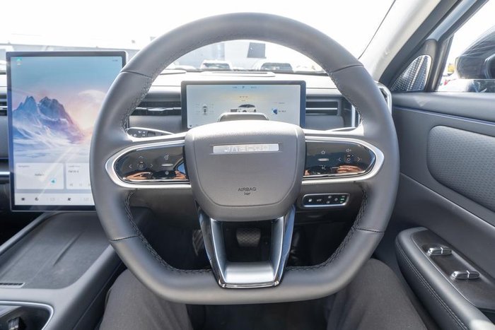 2025 Jaecoo J7 SHS Summit