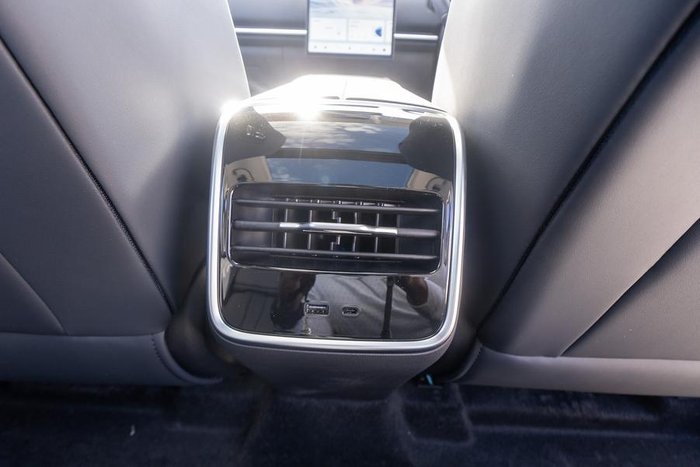 2025 Jaecoo J7 SHS Summit