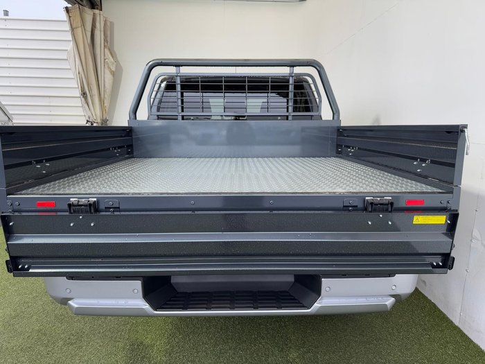 2025 Mitsubishi Triton GLX+