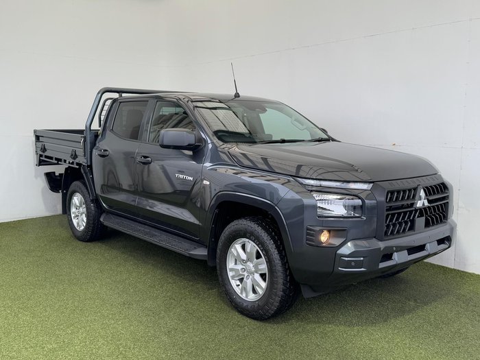 2025 Mitsubishi Triton GLX+