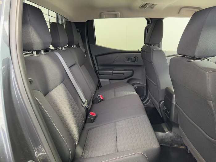 2025 Mitsubishi Triton GLX+