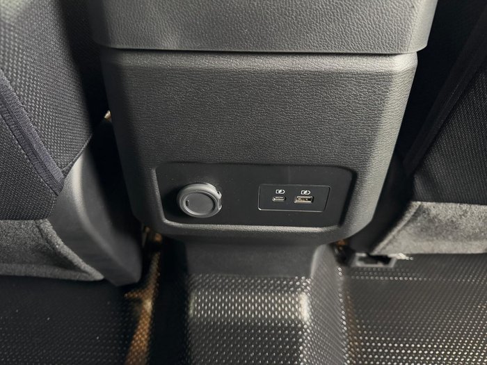2025 Mitsubishi Triton GLX+