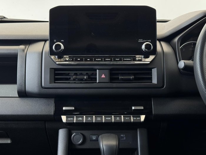 2025 Mitsubishi Triton GLX+