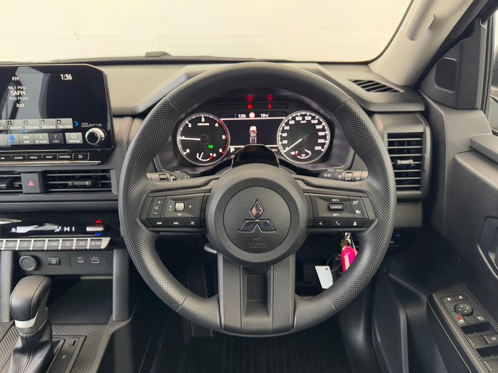 2025 Mitsubishi Triton GLX+