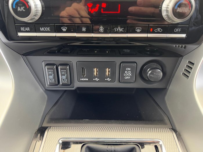 2024 Mitsubishi Pajero Sport Exceed