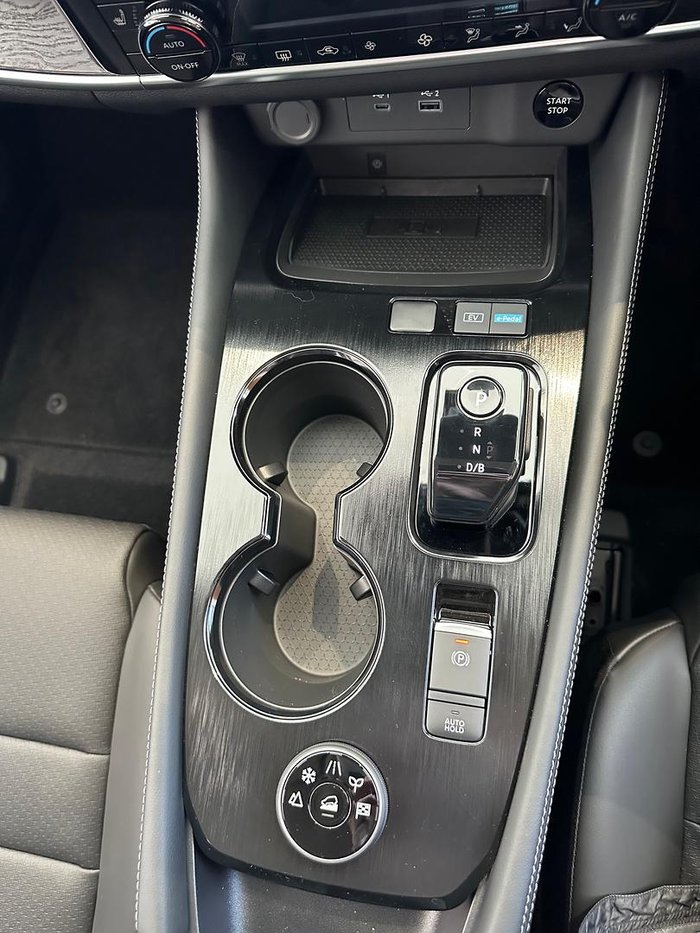 2025 Nissan X-TRAIL ST-L e-POWER