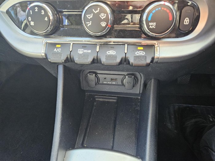 2013 Kia Rio S